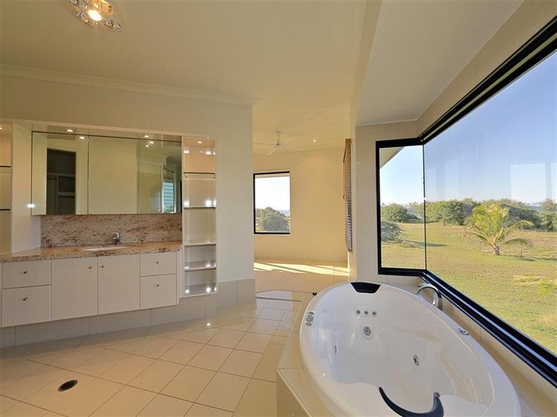 126 Sylvan Drive, Moore Park Beach QLD 4670