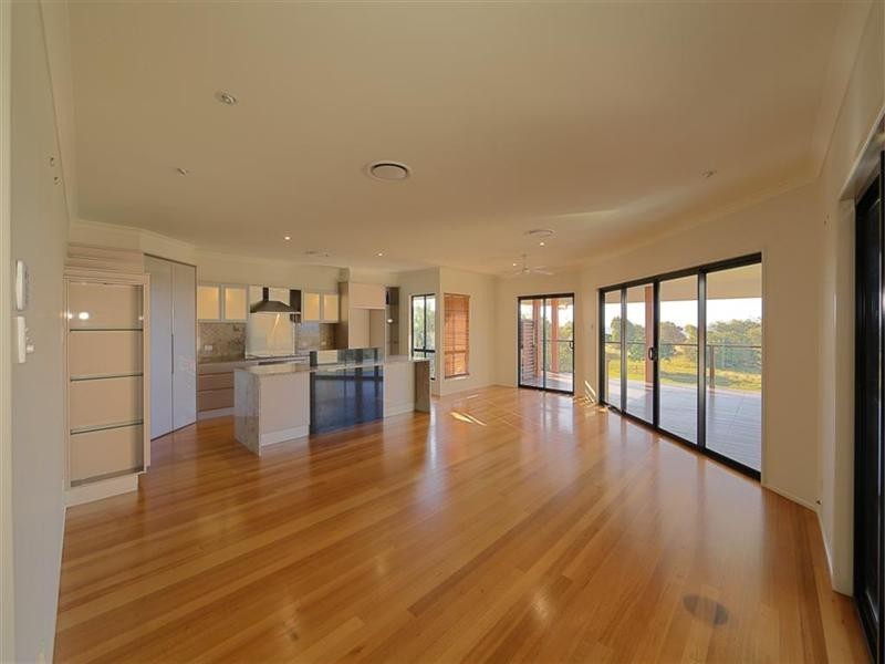 126 Sylvan Drive, Moore Park Beach QLD 4670