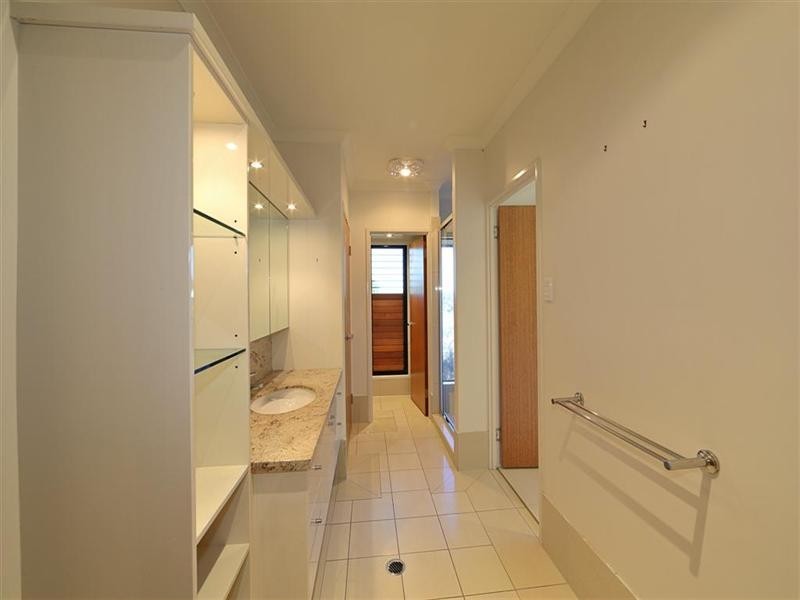 126 Sylvan Drive, Moore Park Beach QLD 4670