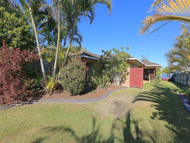 15 Chancellor Drive, Avenell Heights QLD 4670