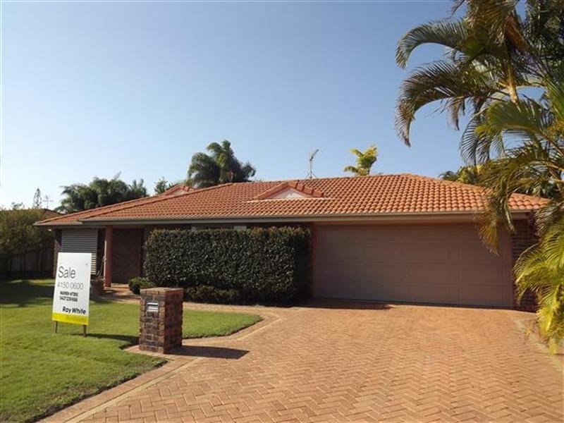 8 Elkington Avenue, Bargara QLD 4670