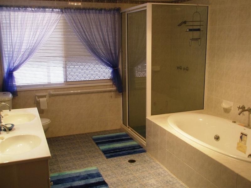 7 Gum Tree Court, Coonarr QLD 4670