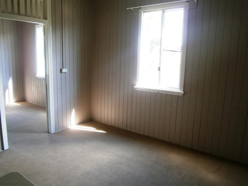 13 High Street, Walkervale QLD 4670