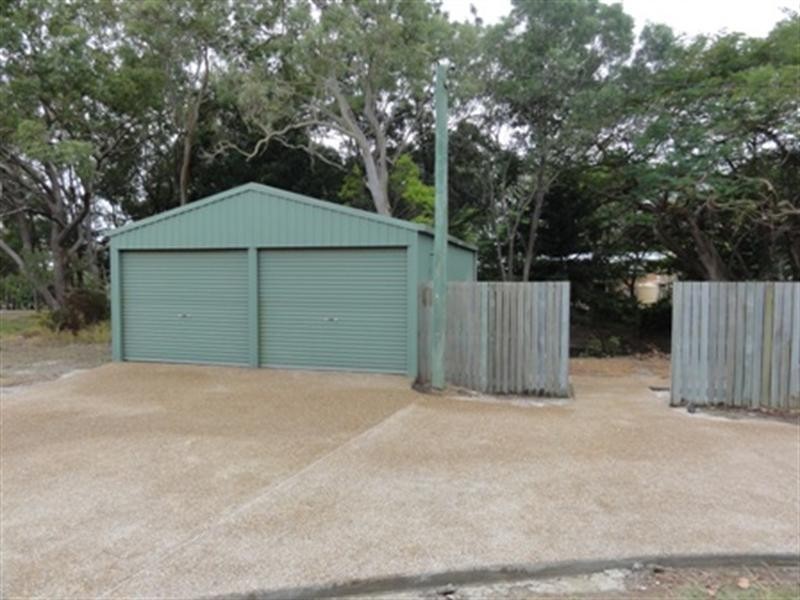 8 Buzza Street, Walkervale QLD 4670