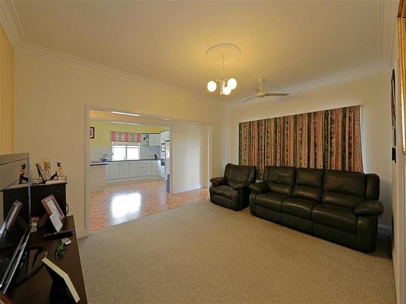 17 Avoca Street, Millbank QLD 4670