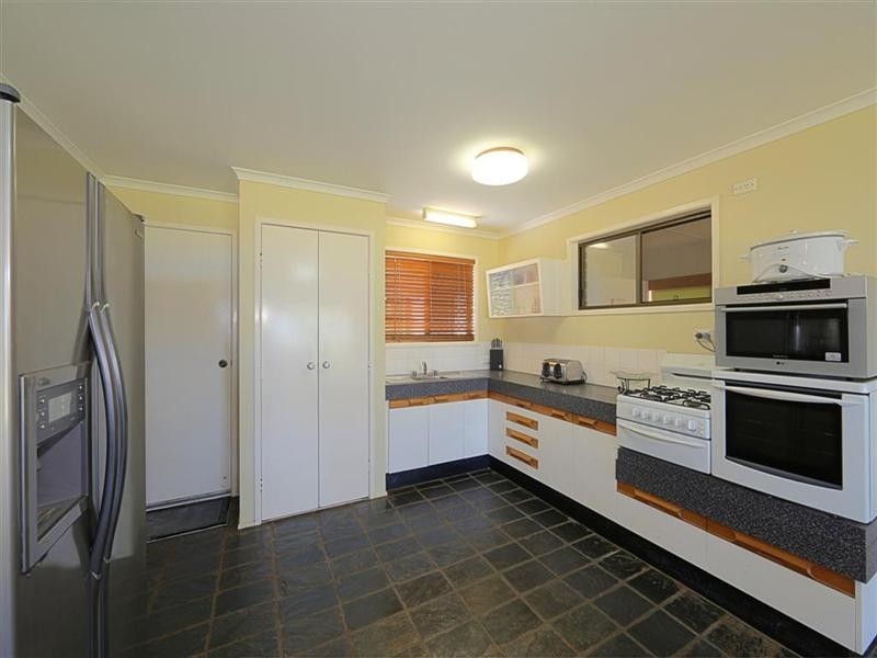 136 The Esplanade, Elliott Heads QLD 4670