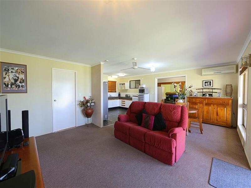 136 The Esplanade, Elliott Heads QLD 4670