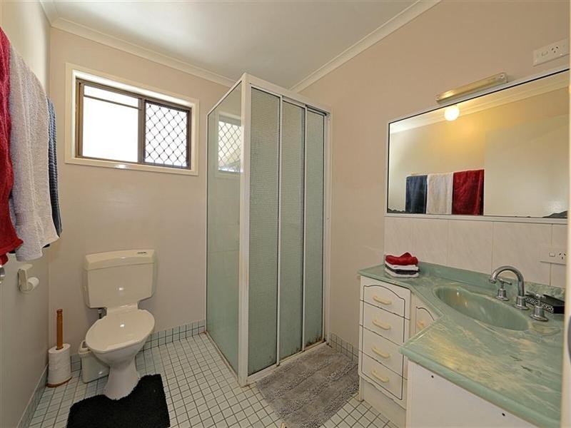 136 The Esplanade, Elliott Heads QLD 4670