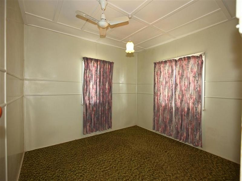 48 Baker Street, Kepnock QLD 4670