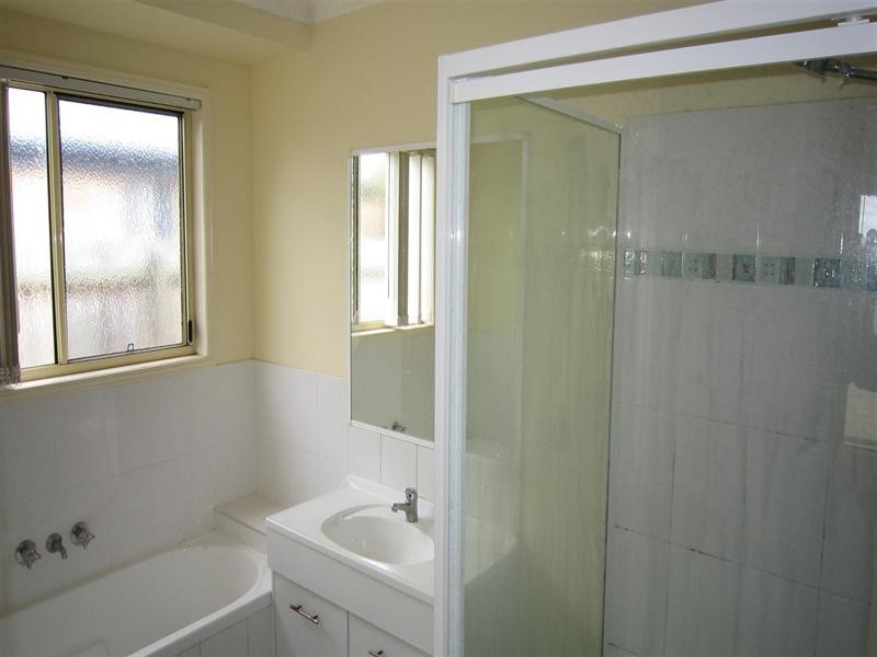 50 Clearview Avenue, Thabeban QLD 4670