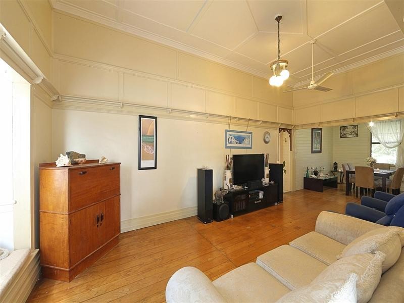 24 Queen Street, Bundaberg North QLD 4670