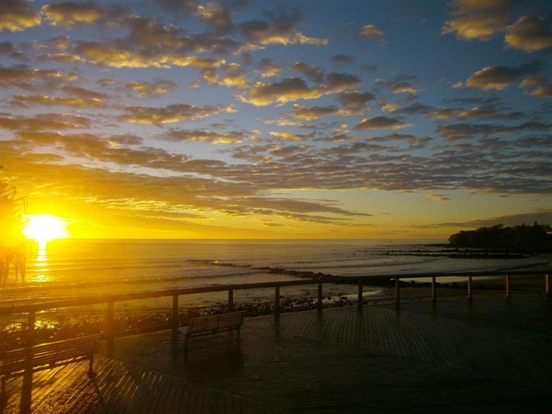 4 Rehbein Avenue, Qunaba QLD 4670