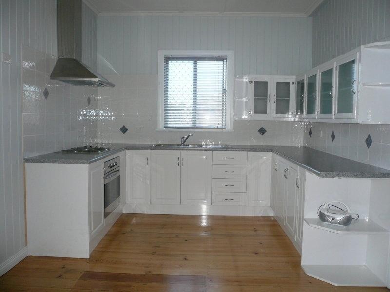 64 Pitt Street, Walkervale QLD 4670