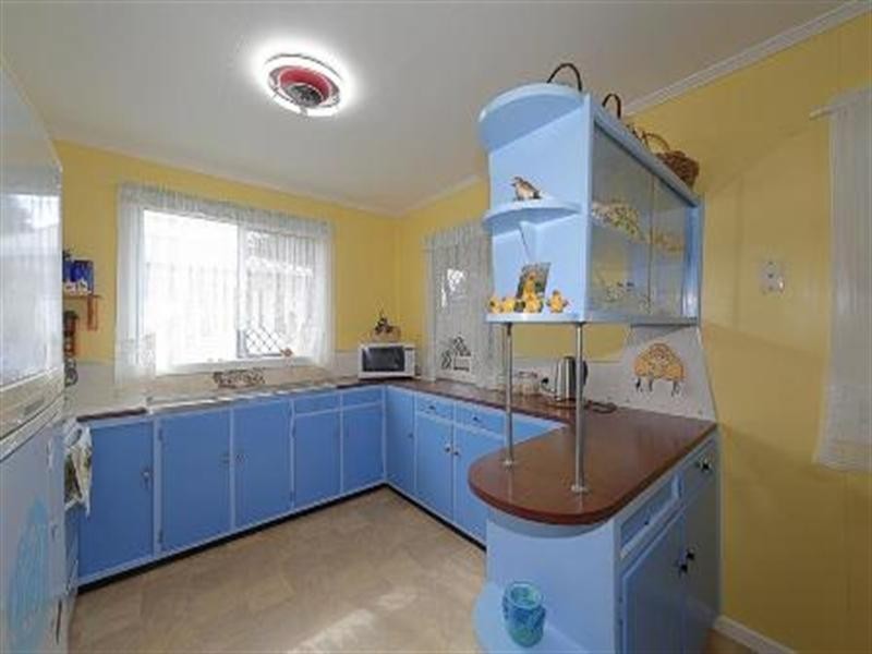 20 Redmond Street, Avenell Heights QLD 4670