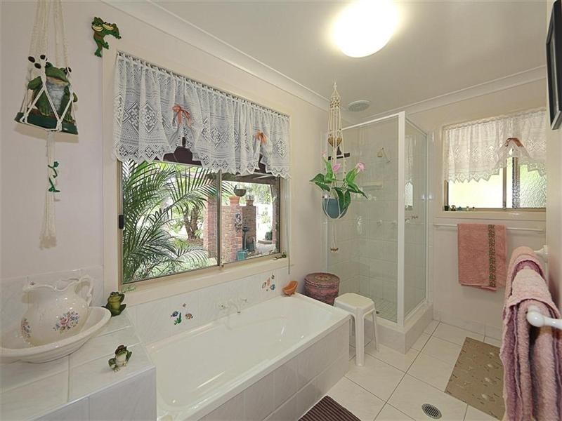 26 Hannah Street, Moore Park Beach QLD 4670