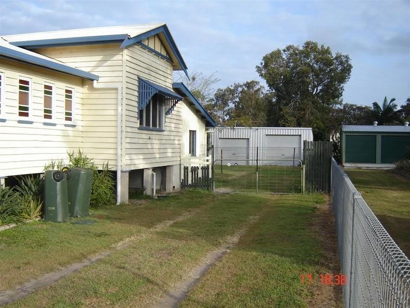 36 Mitchell Street, Elliott Heads QLD 4670