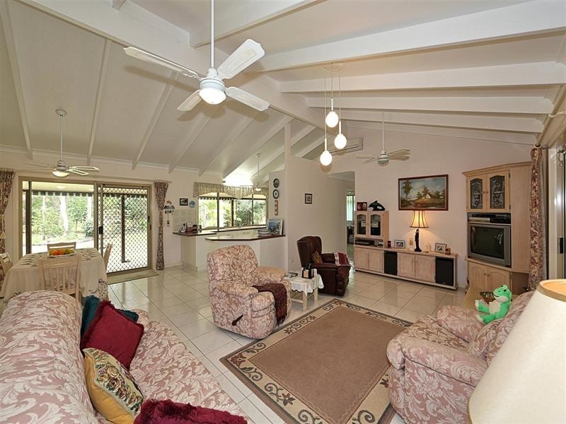 26 Hannah Court, Moore Park Beach QLD 4670