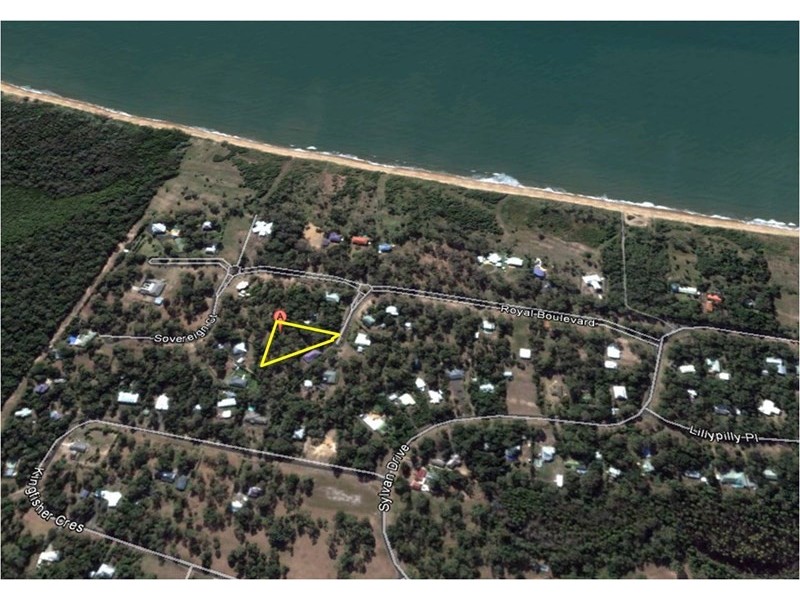 7 Crown Court, Moore Park Beach QLD 4670