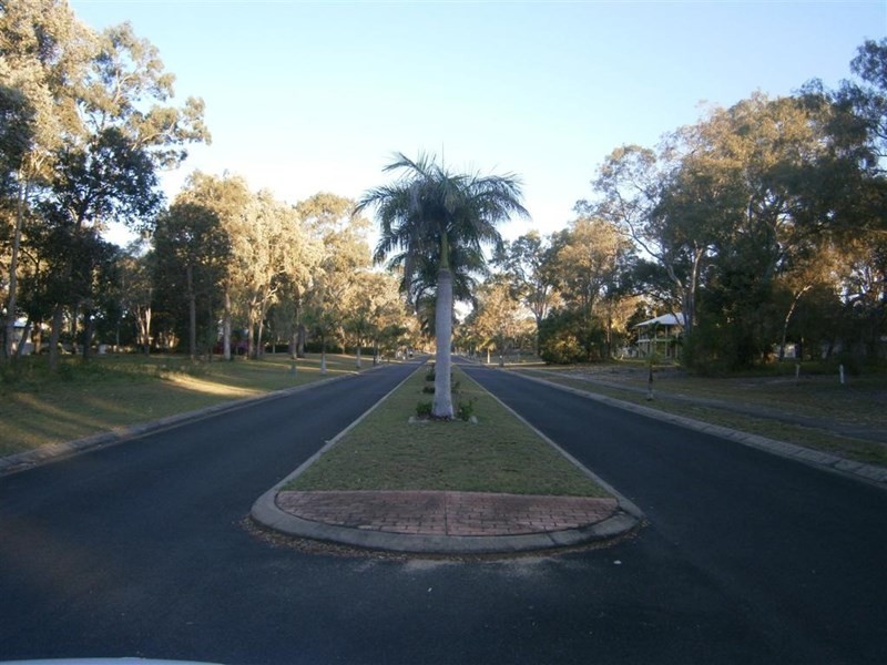 7 Crown Court, Moore Park Beach QLD 4670