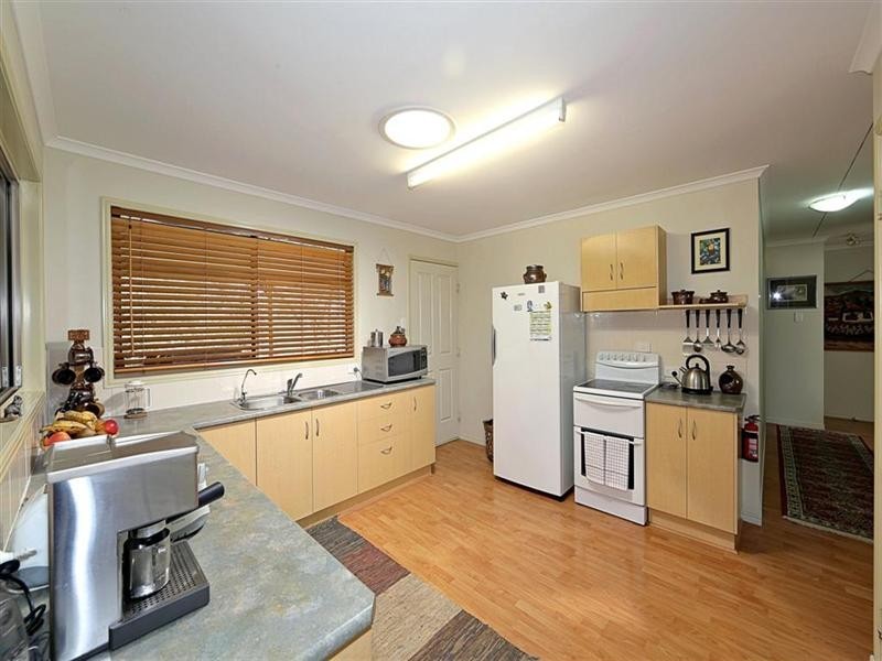 69 Woods Road, Sharon QLD 4670