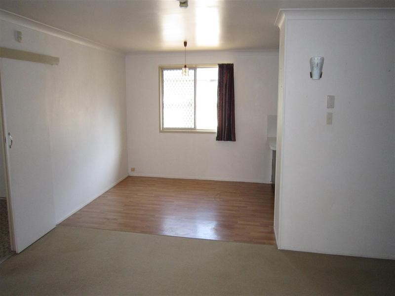 148 Elliott Heads Road, Avenell Heights QLD 4670