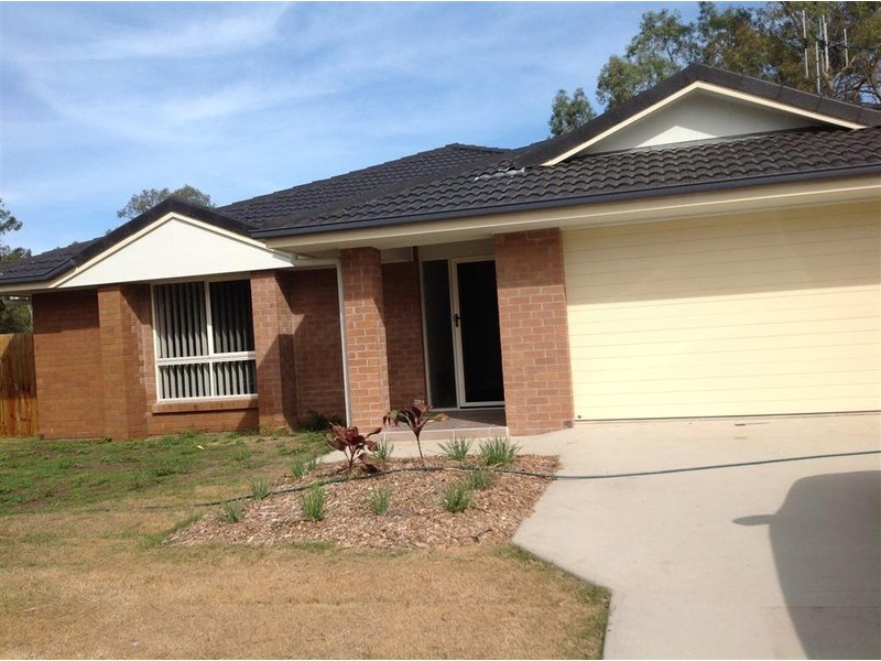 Moore Park Beach QLD 4670