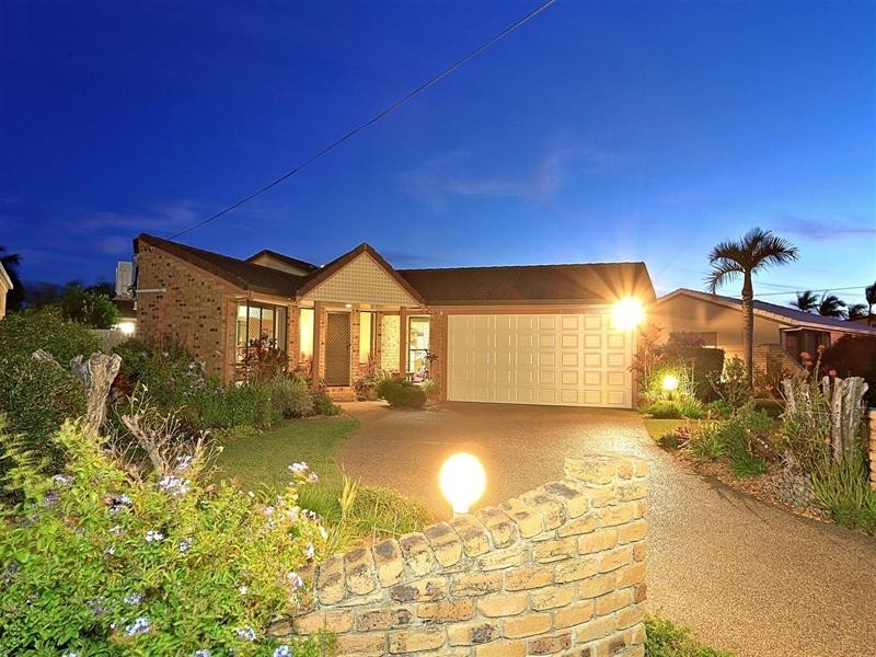 88 Dunn Road, Avenell Heights QLD 4670