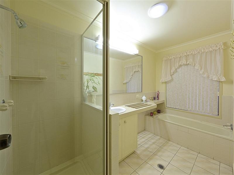 88 Dunn Road, Avenell Heights QLD 4670