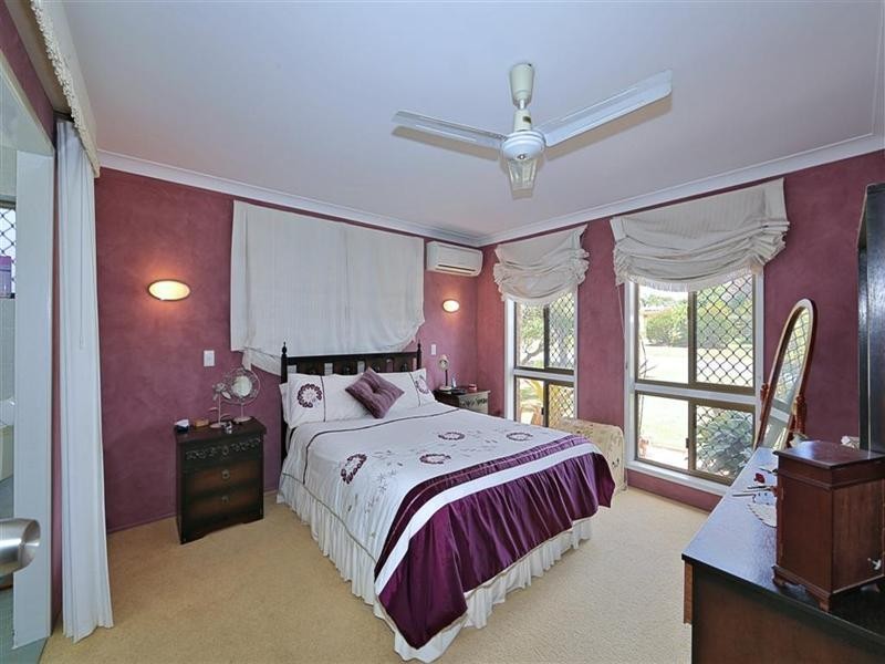 9 The Broadway, Avoca QLD 4670