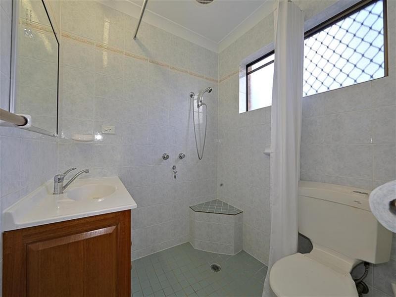 9 The Broadway, Avoca QLD 4670