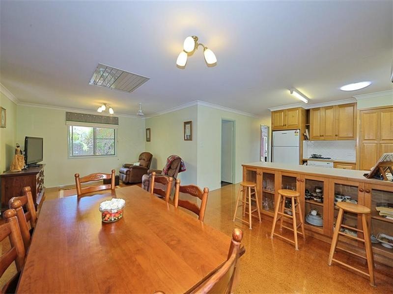 9 The Broadway, Avoca QLD 4670