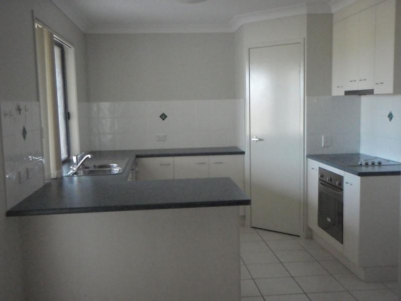 29 CLEARVIEW Avenue, Thabeban QLD 4670