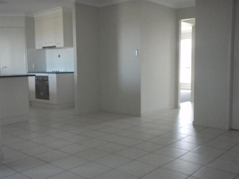 29 CLEARVIEW Avenue, Thabeban QLD 4670