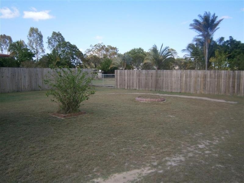 2 Jasper Court, Branyan QLD 4670