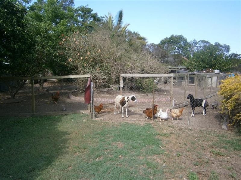 2 Jasper Court, Branyan QLD 4670