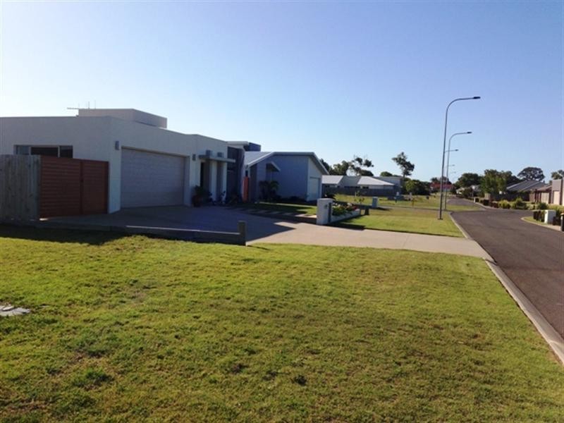 32 Masthead Drive, Bargara QLD 4670