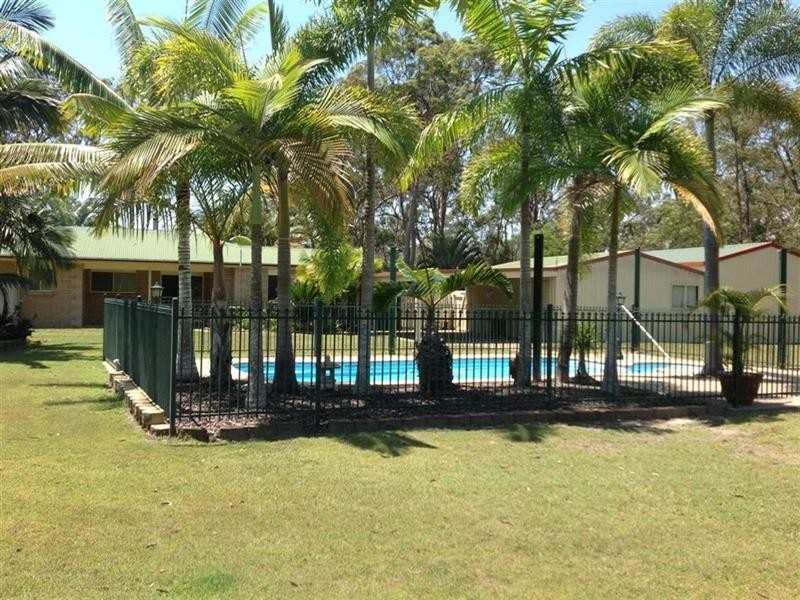 33 Isaac Moore Drive, Moore Park Beach QLD 4670