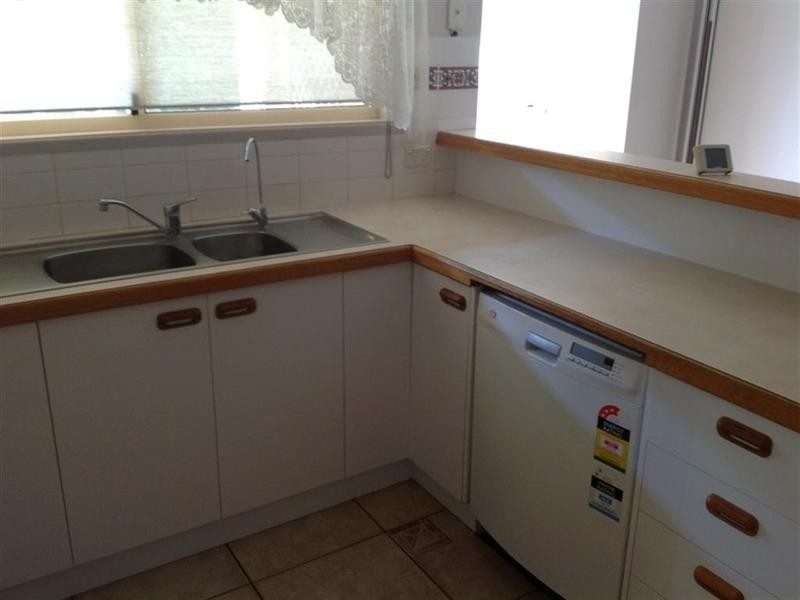 33 Isaac Moore Drive, Moore Park Beach QLD 4670