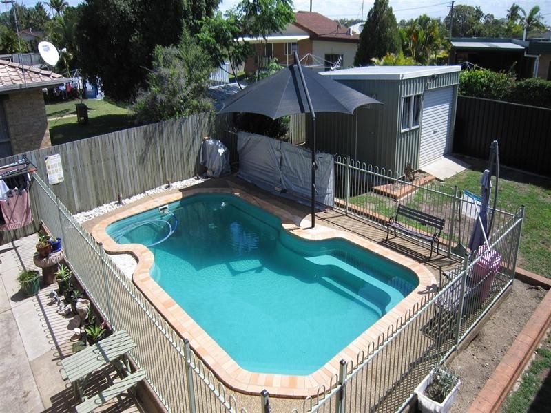 8 Twyford Street, Avoca QLD 4670