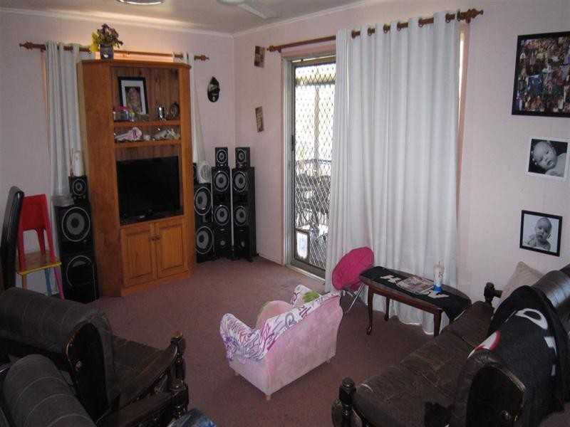 8 Twyford Street, Avoca QLD 4670