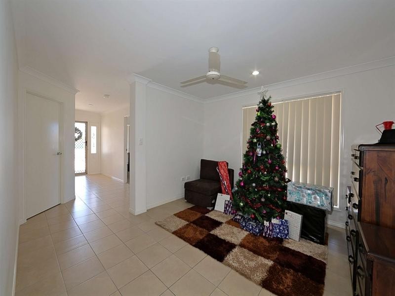 19 Searle Street, Thabeban QLD 4670