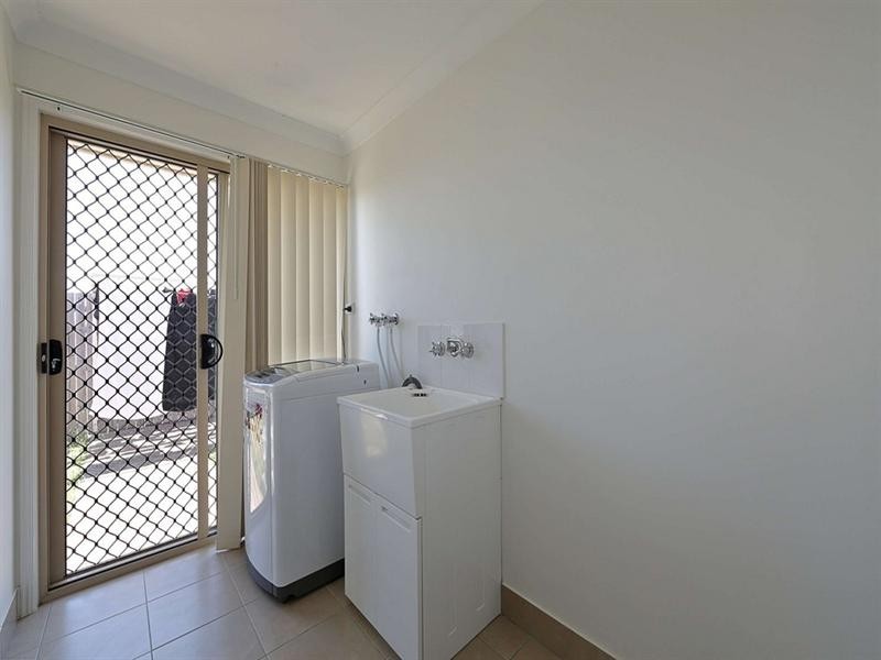 19 Searle Street, Thabeban QLD 4670