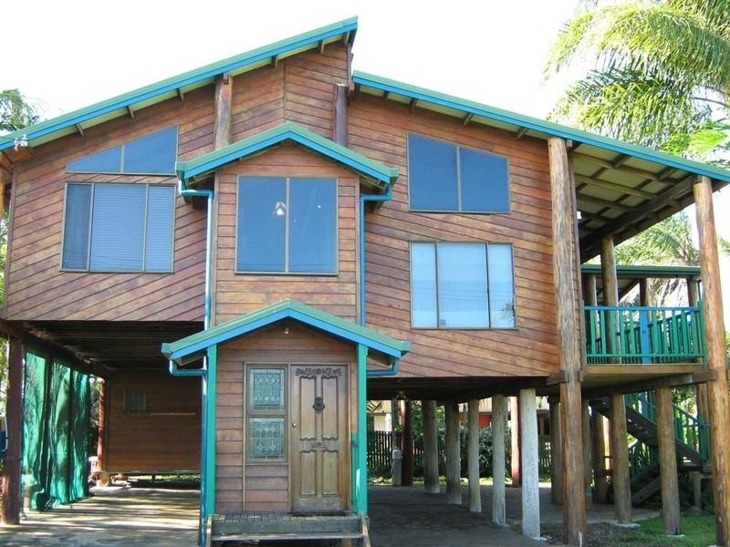 26 Breusch Road, Elliott Heads QLD 4670