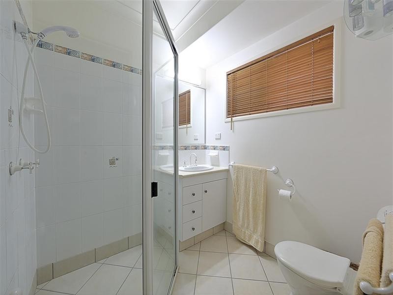 26 Lakeview Drive, Bundaberg North QLD 4670
