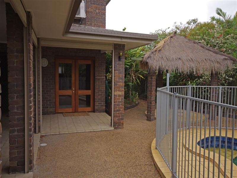 8 Fontana Court, Avoca QLD 4670