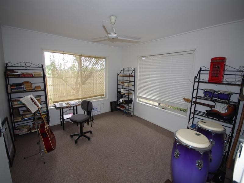 1 Channel Lane, Thabeban QLD 4670