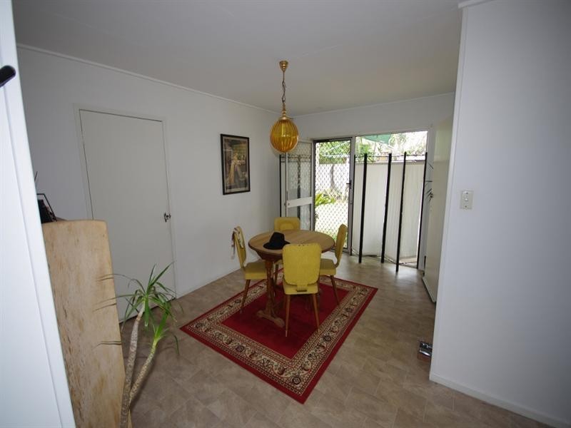 1 Channel Lane, Thabeban QLD 4670