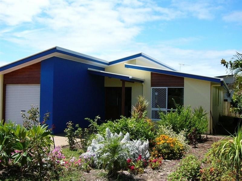 6 Cook Court, Bargara QLD 4670