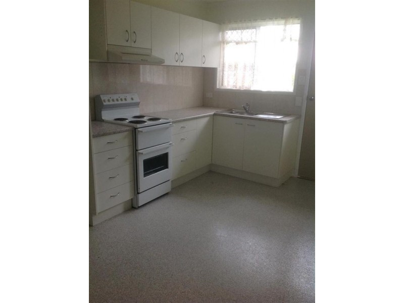 2/18 Hargreaves Street, Bundaberg South QLD 4670