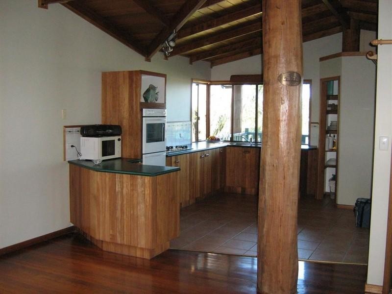 26 Breusch Road, Elliott Heads QLD 4670